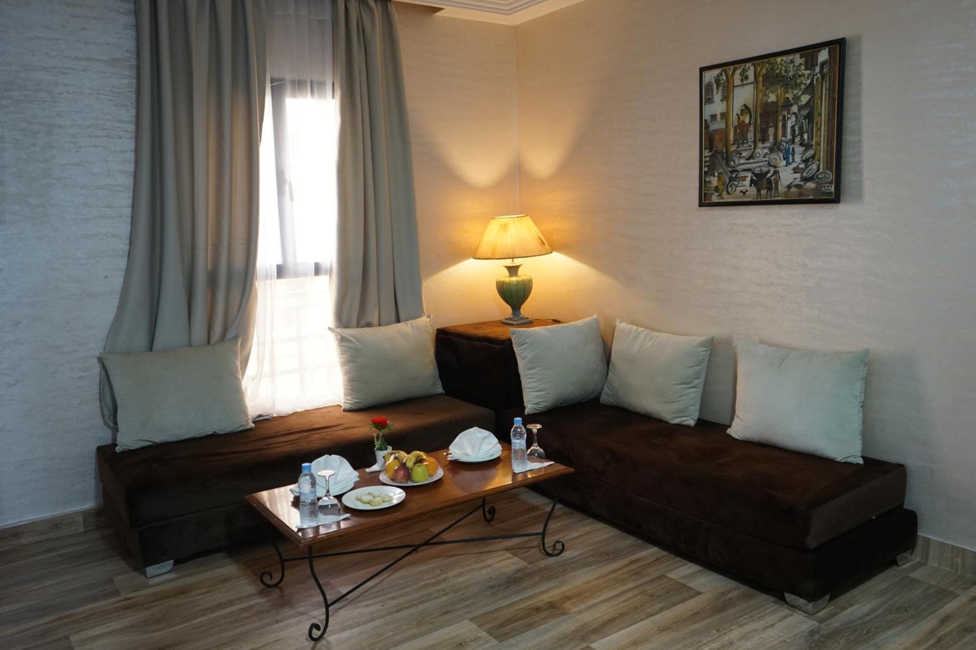 นูจา โฮเต็ล Hotel เฟส ภายนอก รูปภาพ